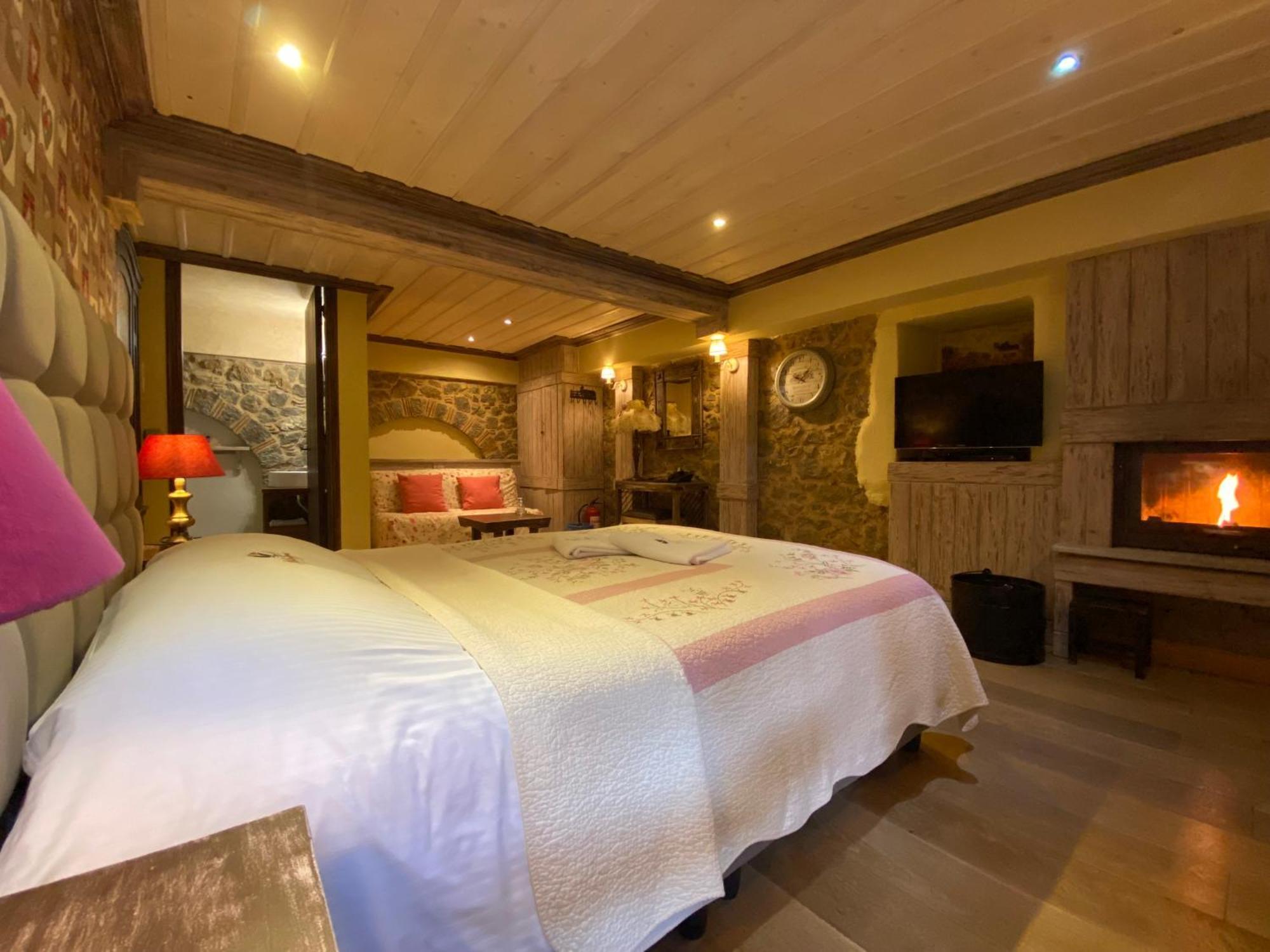 Alexandros Guesthouse أراخوفا المظهر الخارجي الصورة