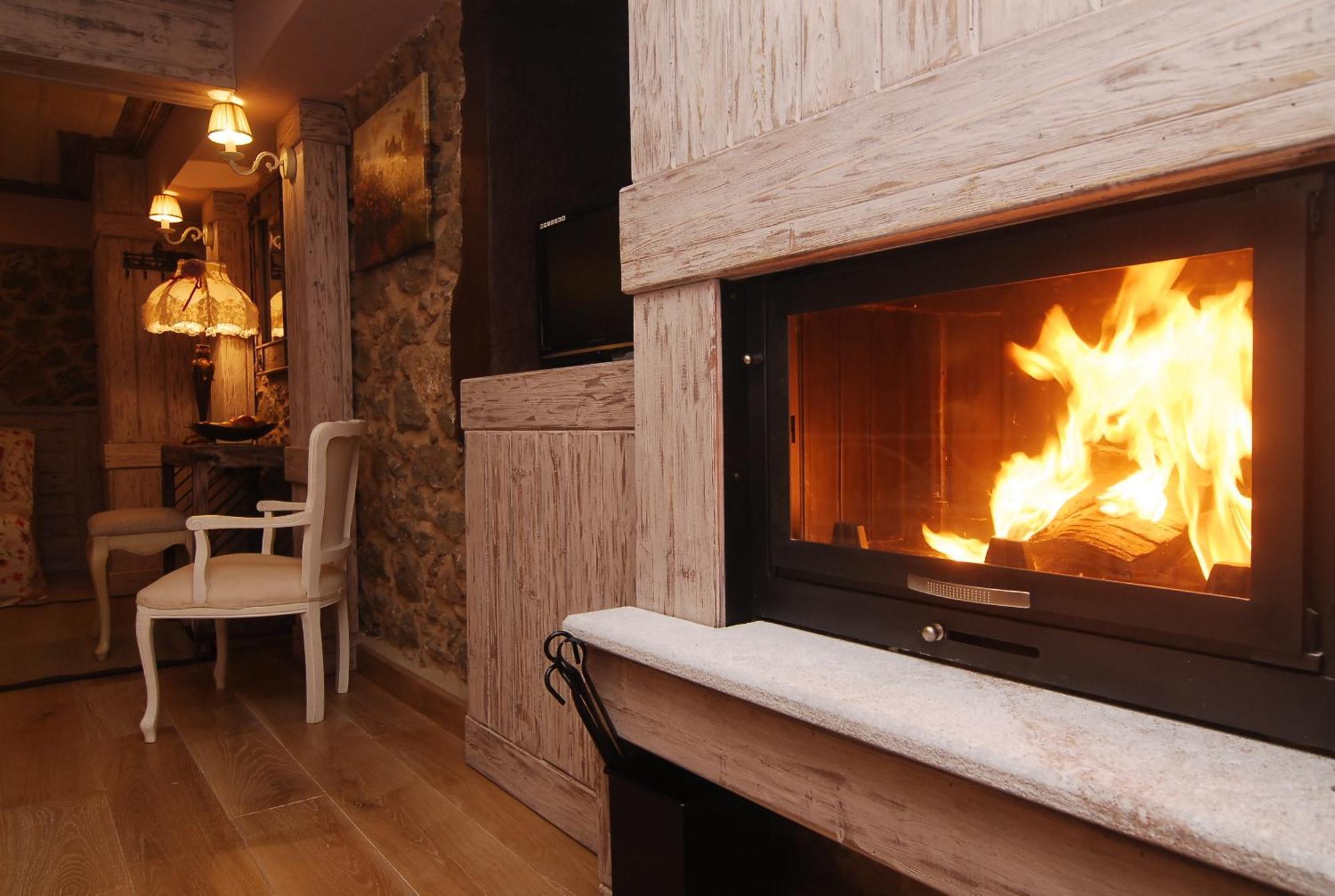 Alexandros Guesthouse أراخوفا المظهر الخارجي الصورة